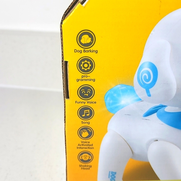 Remote Control Puppy New. Voice activated and programmable - Picture 6 of 10